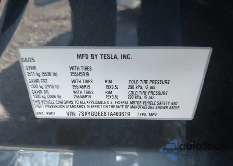 2026 Tesla Model Y Long Range Launch Series/Premium All-Wheel Drive z USA, uszkodzony, nr VIN 7SAYGDEE8TA460619